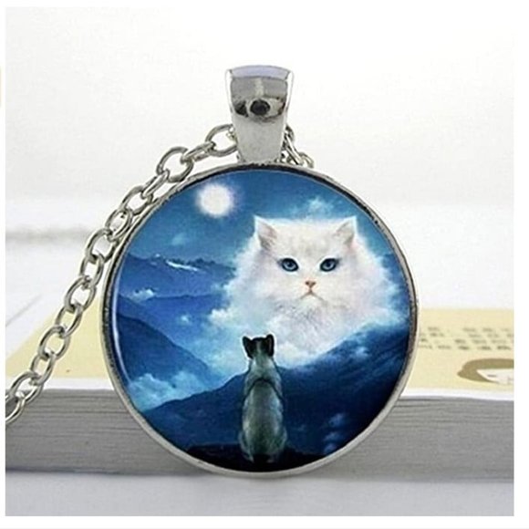 Persian Kitty in Moonlight  Necklace - Picture 1 of 1